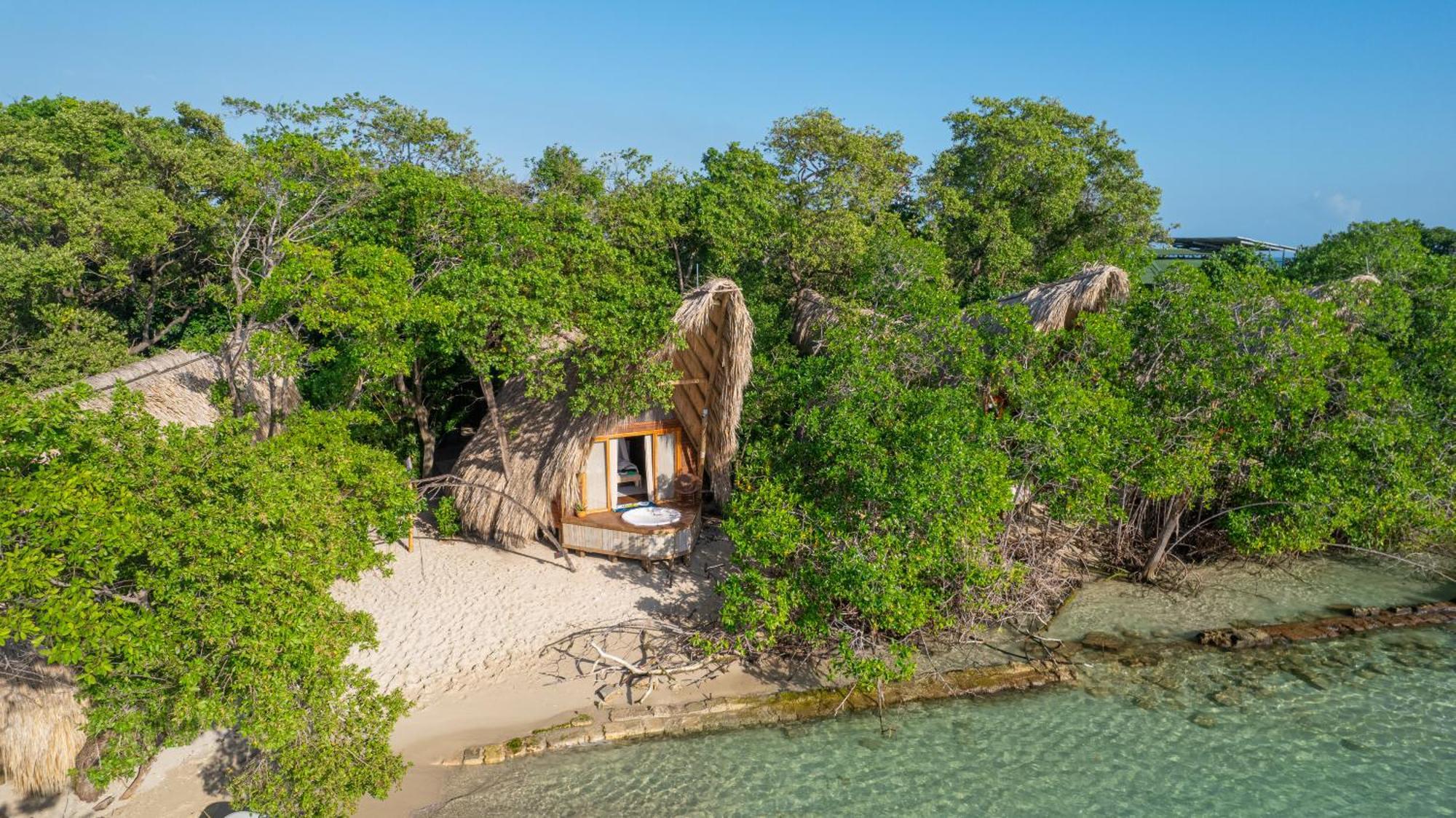 Corona Island Rosario Islands Exterior photo
